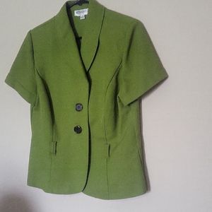 Green Short Sleeves jacket